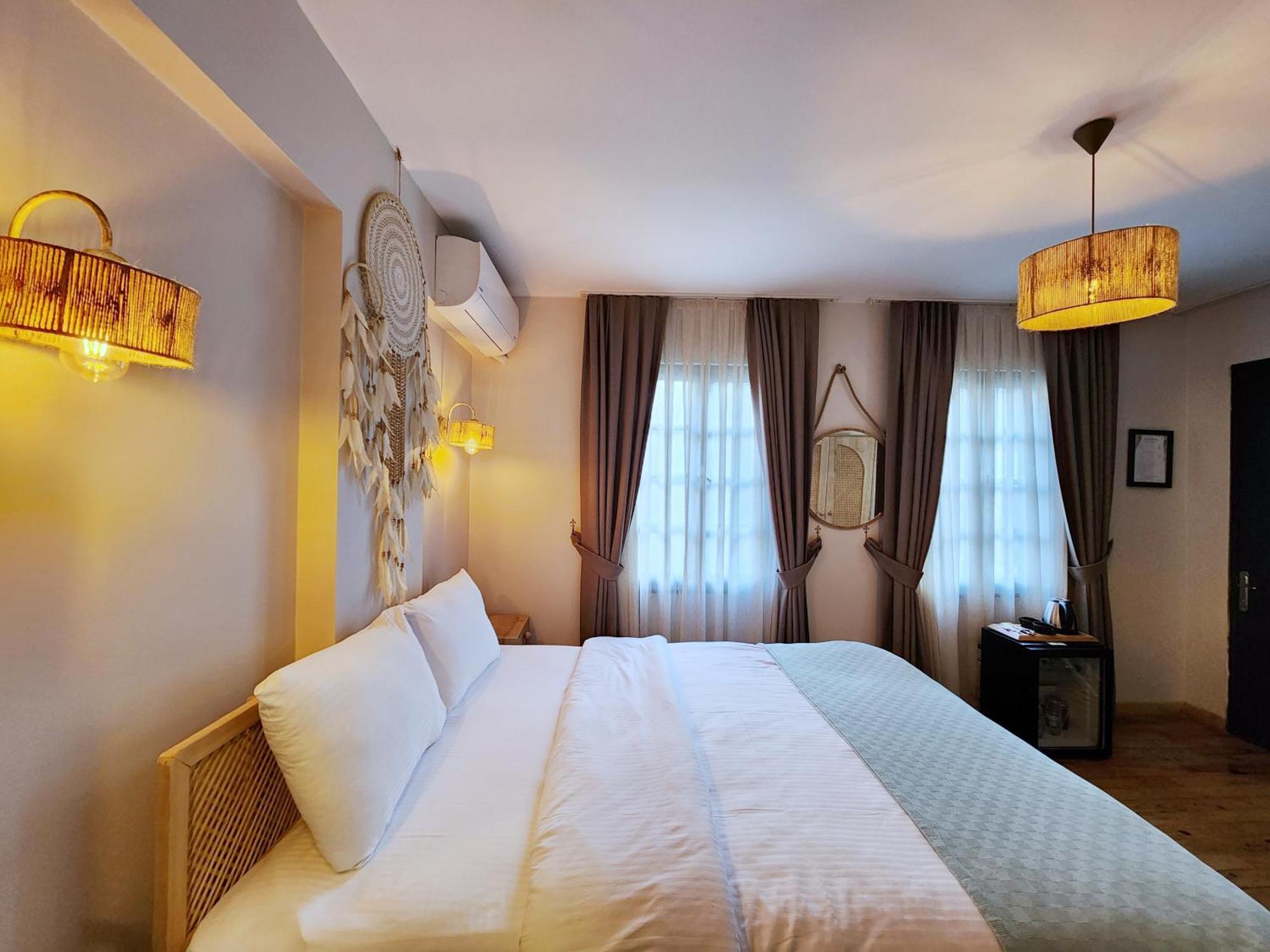 Aya Butik Otel อดาลาร์ ภายนอก รูปภาพ
