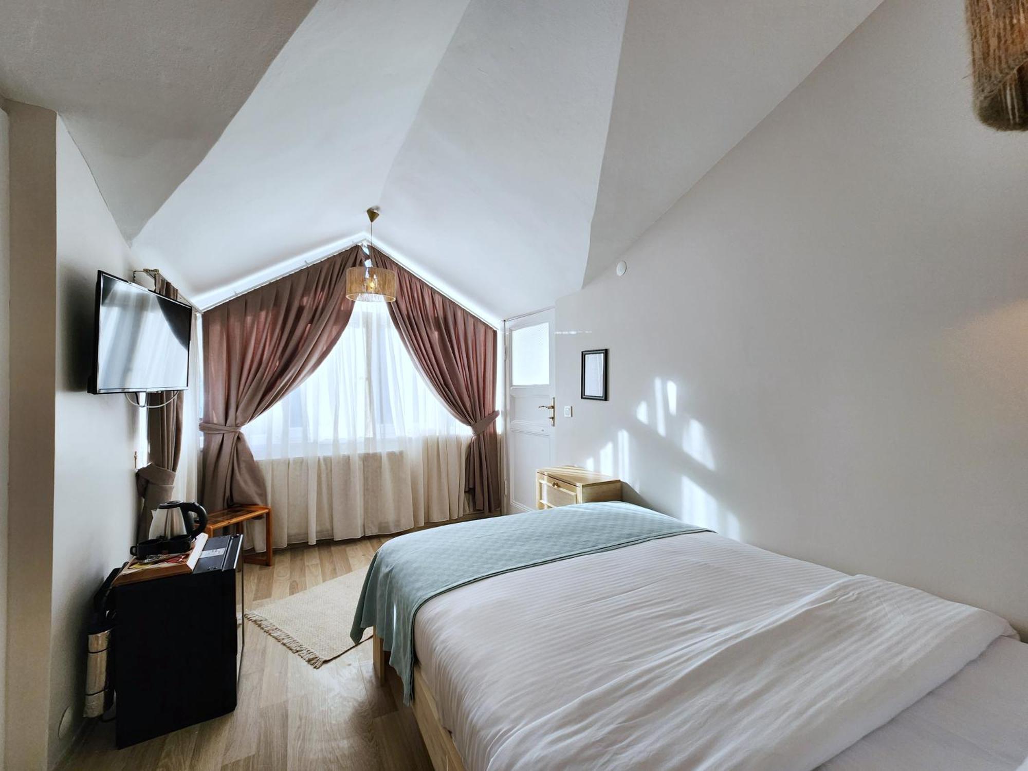 Aya Butik Otel อดาลาร์ ภายนอก รูปภาพ